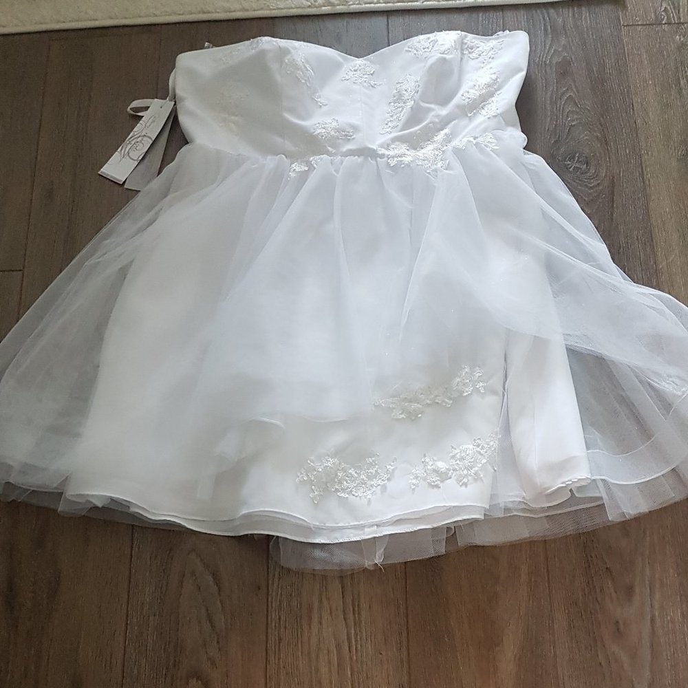 NWT Alfred Angelo Disney Fairytale Wedding Dress 20 W